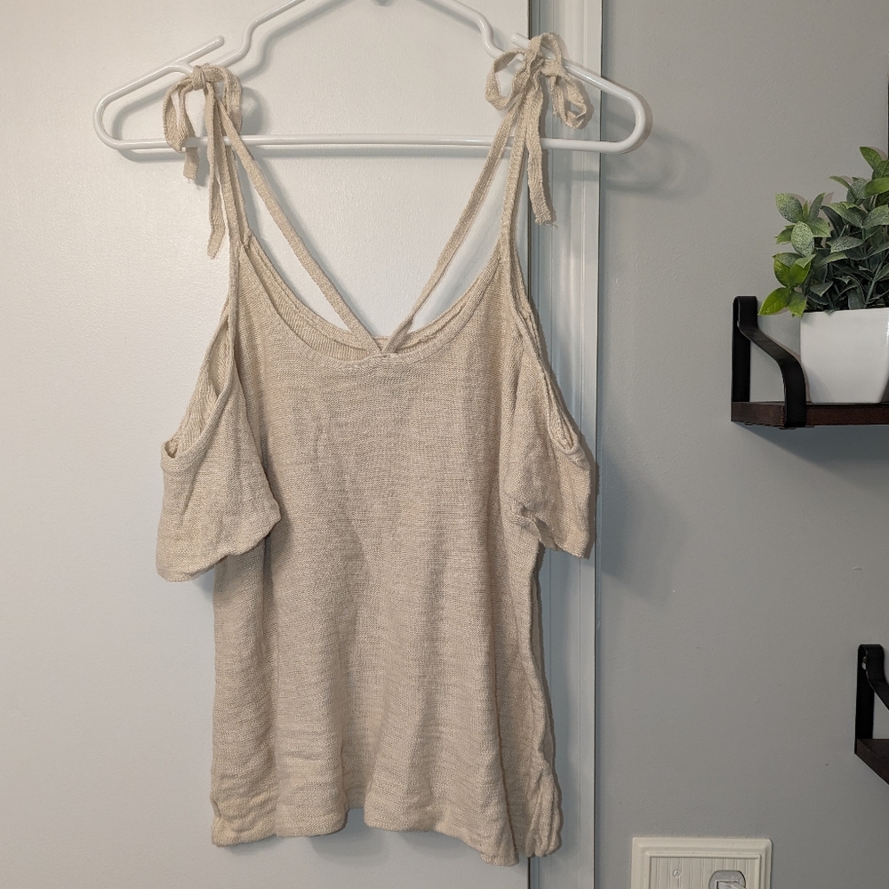 3/$12 American Eagle Cream Off Shoulder Top